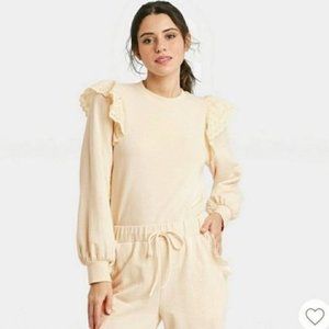 Who What Wear | Beige Ruffle Sweatshirt Size Small